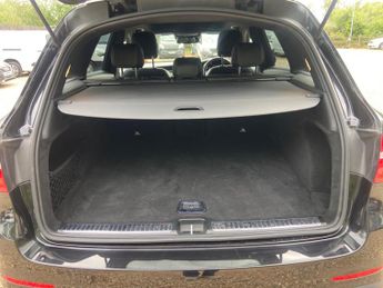 Mercedes-Benz GLC 2.1 GLC250d AMG Line (Premium) G-Tronic 4MATIC Euro 6 (s/s) 5dr