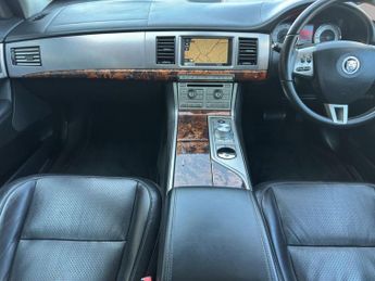 Jaguar XF 3.0d V6 Premium Luxury Auto Euro 5 4dr