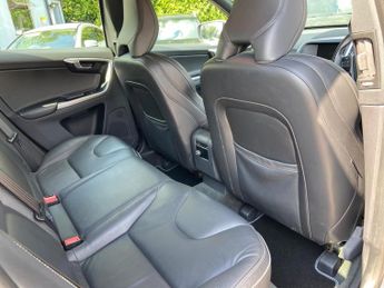 Volvo XC60 2.0 D4 R-Design Lux Nav Auto Euro 6 (s/s) 5dr