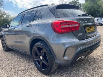 Mercedes-Benz GLA 2.1 GLA220d AMG Line (Premium Plus) 7G-DCT 4MATIC Euro 6 (s/s) 5
