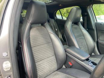 Mercedes-Benz GLA 2.1 GLA220d AMG Line (Premium Plus) 7G-DCT 4MATIC Euro 6 (s/s) 5