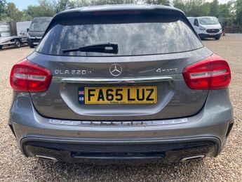 Mercedes-Benz GLA 2.1 GLA220d AMG Line (Premium Plus) 7G-DCT 4MATIC Euro 6 (s/s) 5