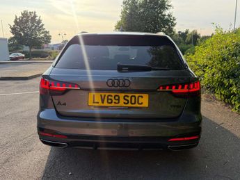 Audi A4 2.0 TFSI 40 Black Edition Estate 5dr Petrol S Tronic Euro 6 (s/s