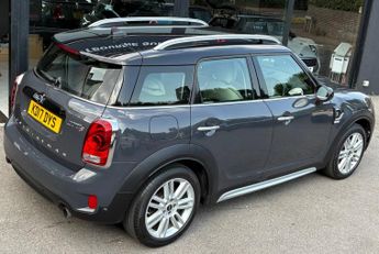 Mini Countryman Cooper S 2.0 Petrol Automatic Chili / Media 5 door SAT NAV + LIG