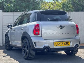 Mini Countryman 2.0 Cooper SD SUV 5dr Diesel Auto ALL4 Euro 5 (143 ps)