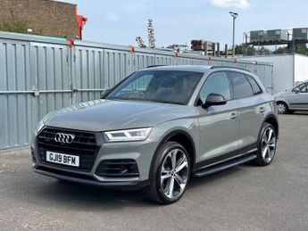 Audi Q5 TDI QUATTRO VORSPRUNG 1 OWNER SAT NAV PANO ROOF HUGE SPEC