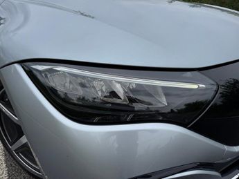 Mercedes-Benz EQE EQE 300 AMG Line Premium Auto Electric 89 KWH Battery PAN ROOF/M