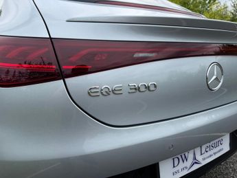 Mercedes-Benz EQE EQE 300 AMG Line Premium Auto Electric 89 KWH Battery PAN ROOF/M