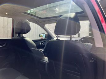 Renault Kadjar 1.5 dCi Signature Nav SUV 5dr Diesel EDC Euro 6 (s/s) (110 ps)