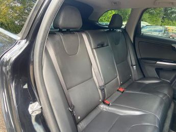Volvo XC60 2.0 D4 SE Lux Nav Geartronic Euro 6 (s/s) 5dr