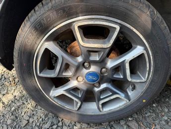 Ford Ecosport 1.0T EcoBoost Titanium 2WD Euro 5 (s/s) 5dr