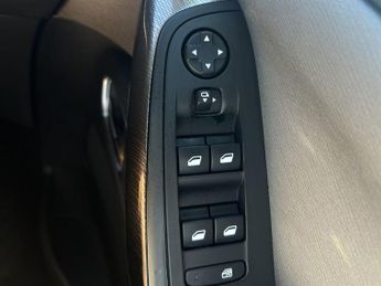 Citroen C4 Picasso 1.6 e-HDi Airdream Exclusive+ Euro 5 (s/s) 5dr