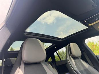 Mercedes-Benz EQE EQE 300 AMG Line Premium Auto Electric 89 KWH Battery PAN ROOF/V