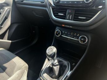 Ford Fiesta 1.0T EcoBoost Titanium Euro 6 (s/s) 5dr