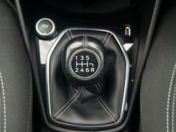 Ford Fiesta 1.0T EcoBoost Titanium Euro 6 (s/s) 5dr