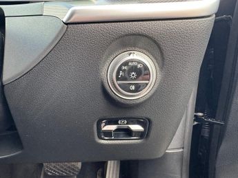 Mercedes-Benz C Class C 200 Sport MHEV Auto Petrol Saloon PARKTRONIC/FULL LEATHER/SAT 