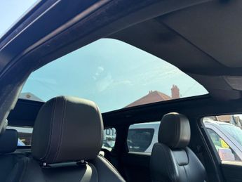 Land Rover Range Rover Evoque 2.0 TD4 HSE DYNAMIC AUTOMATIC