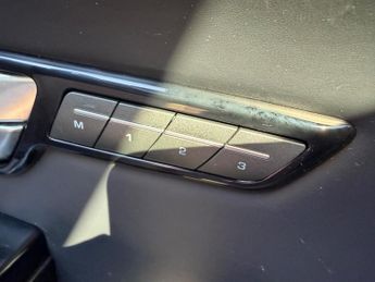 Land Rover Range Rover Evoque 2.0 TD4 HSE DYNAMIC AUTOMATIC