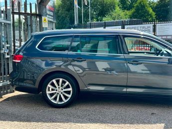 Volkswagen Passat SE BUSINESS TDI BLUEMOTION TECHNOLOGY