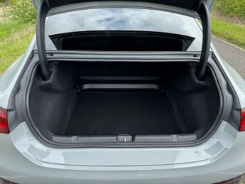 Mercedes-Benz EQE EQE 300 AMG Line Premium Plus Auto Electric 89 KWH Battery PAN R