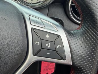 Mercedes-Benz SLK SLK350 BLUEEFFICIENCY AMG SPORT