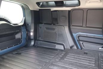 Land Rover Defender 110 250 HARD TOP HUGE SPEC OUTSTANDING EXAMPLE