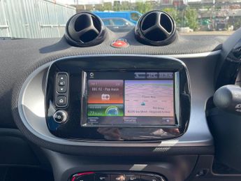 Smart Forfour PRIME PREMIUM PLUS T SAT NAV REAR CAMERA £20 ROAD TAX PANORAMIC 