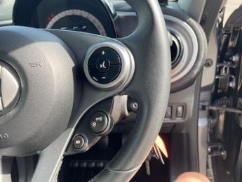 Smart Forfour PRIME PREMIUM PLUS T SAT NAV REAR CAMERA £20 ROAD TAX PANORAMIC 