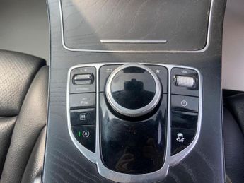 Mercedes-Benz GLC 2.1 GLC220d AMG Line (Premium) G-Tronic 4MATIC Euro 6 (s/s) 5dr