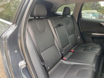 Volvo XC60 2.0 D4 SE Lux Nav Auto Euro 6 (s/s) 5dr