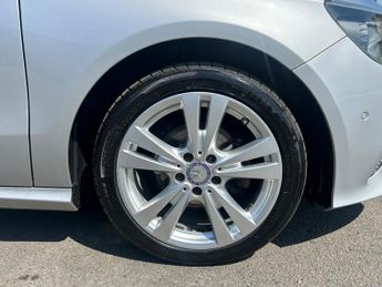 Mercedes-Benz A Class A 180 D SPORT EXECUTIVE  LEATHER INTERIOR REAR CAMERA SAT NAV AU