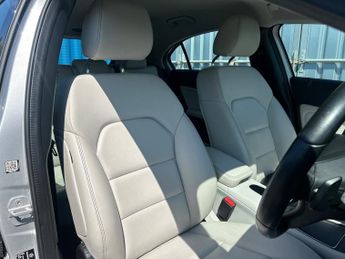 Mercedes-Benz A Class A 180 D SPORT EXECUTIVE  LEATHER INTERIOR REAR CAMERA SAT NAV AU