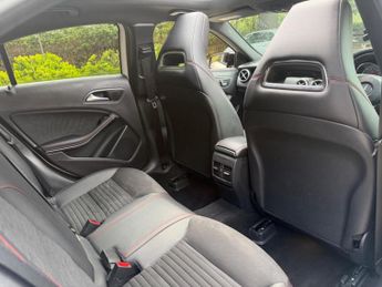 Mercedes-Benz A Class 2.1 A200d AMG Line (Premium Plus) 7G-DCT Euro 6 (s/s) 5dr