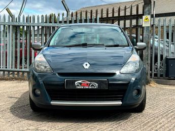 Renault Clio DYNAMIQUE TOMTOM 16V