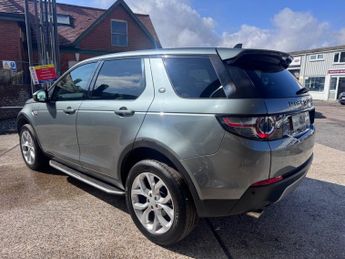 Land Rover Discovery Sport TD4 HSE