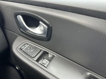 Renault Clio 0.9 TCe Dynamique Nav Euro 6 (s/s) 5dr