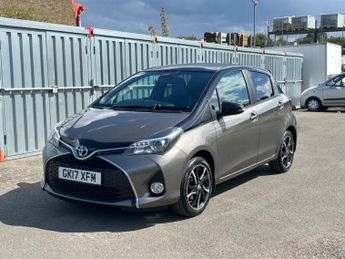 Toyota Yaris VVT-I DESIGN SAT NAV £35 ROAD TAX REAR CAMERA