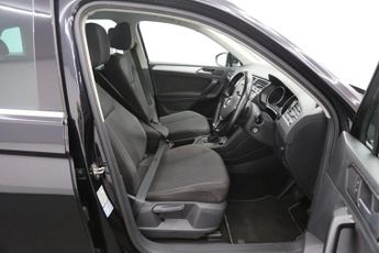 Volkswagen Tiguan 2.0 TDI SE Navigation DSG Euro 6 (s/s) 5dr