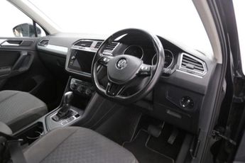 Volkswagen Tiguan 2.0 TDI SE Navigation DSG Euro 6 (s/s) 5dr