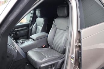 Land Rover Discovery R-DYNAMIC SE MHEV STYLED BY SEEKER
