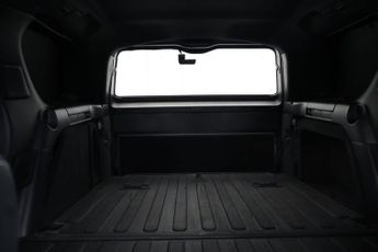 Land Rover Discovery R-DYNAMIC SE MHEV STYLED BY SEEKER