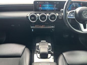 Mercedes-Benz A Class 1.3 A180 Sport (Executive) 7G-DCT Euro 6 (s/s) 5dr