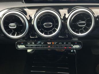 Mercedes-Benz A Class 1.3 A180 Sport (Executive) 7G-DCT Euro 6 (s/s) 5dr