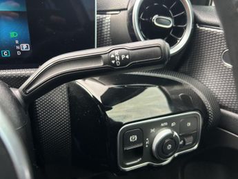 Mercedes-Benz A Class 1.3 A180 Sport (Executive) 7G-DCT Euro 6 (s/s) 5dr