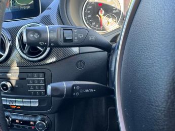 Mercedes-Benz B Class B 200D AMG Line Executive Auto Diesel PARKTRONIC/CAMERA/SAT NAV