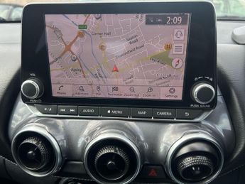 Nissan Juke 1.0 DIG-T N-Connecta DCT Auto Euro 6 (s/s) 5dr