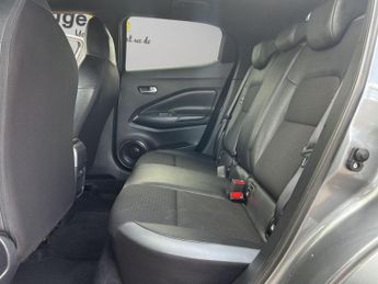 Nissan Juke 1.0 DIG-T N-Connecta DCT Auto Euro 6 (s/s) 5dr