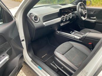 Mercedes-Benz EQB EQB 350 4M AMG Line Premium Plus Auto Electric 66KWH 7 SEATER/PA