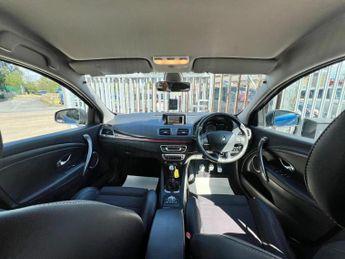 Renault Megane GT LINE TOMTOM DCI