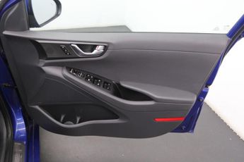 Hyundai IONIQ 1.6 h-GDi Premium SE DCT Euro 6 (s/s) 5dr
